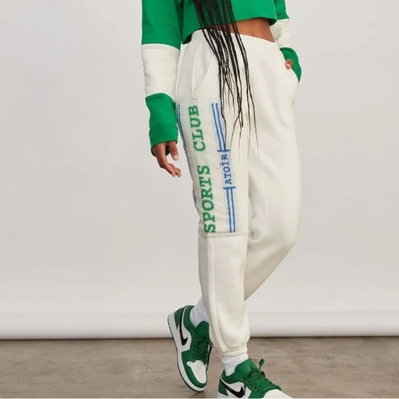 Atoir Pants - NWT Atoir Sports Club Trackpant in White. Size US 2